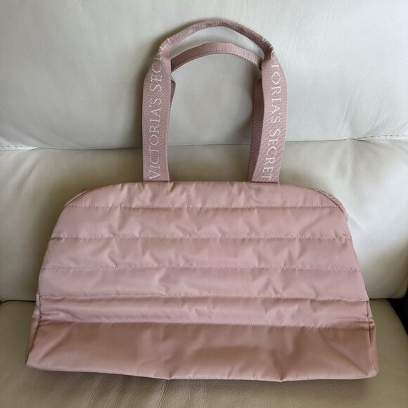 Victoria's Secret Quilted Duffle Bag Pink Zinc Weekender Gold Logo Zipper Pocket - Picture 4 of 7